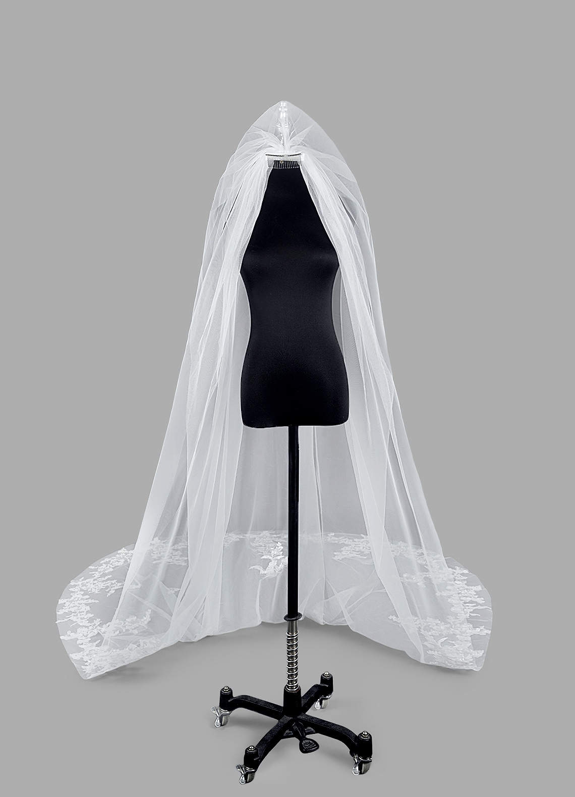 front Floral Lace Chapel Length Veil