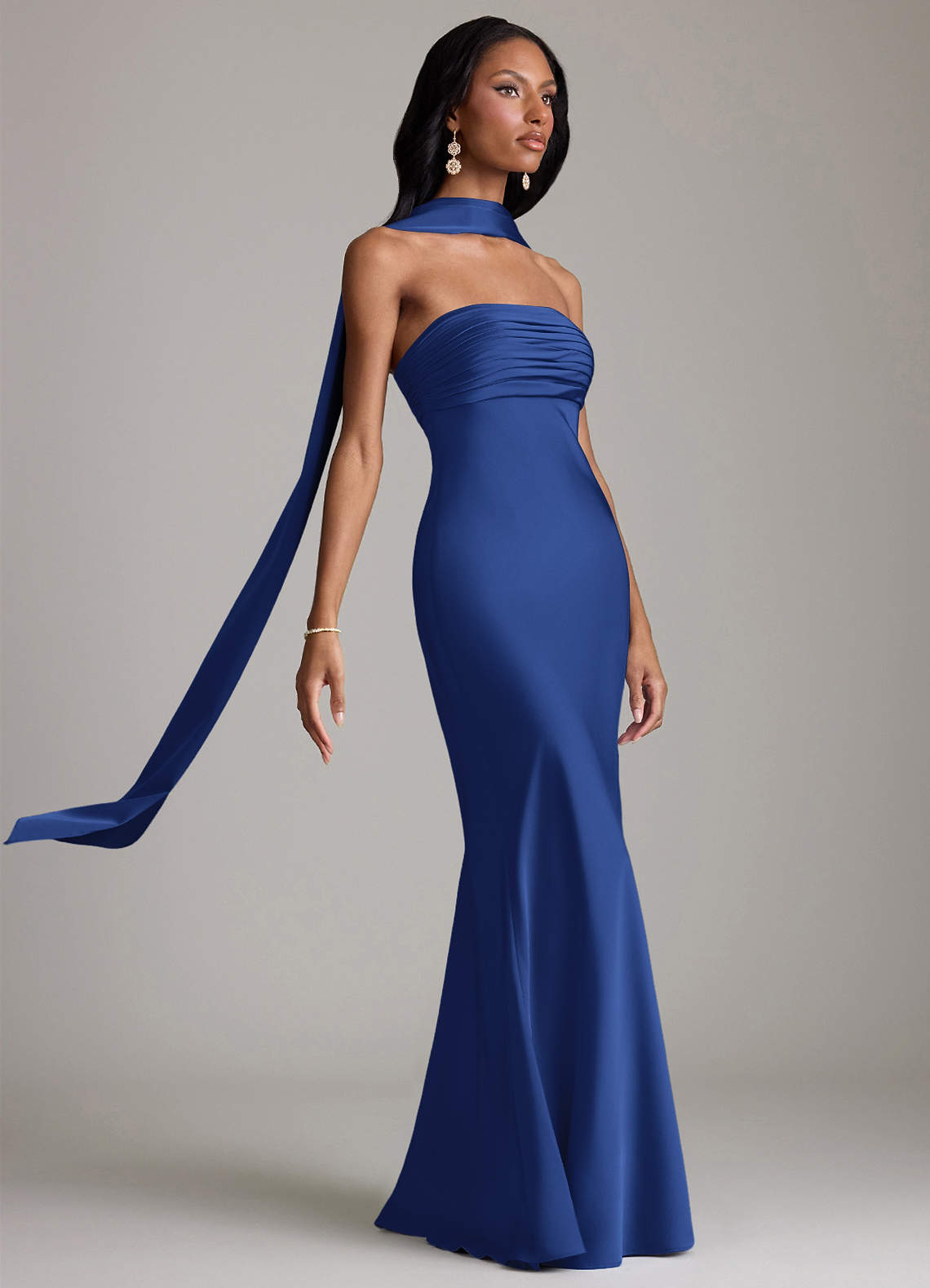 Azazie Saylor Vestidos de madrinha de casamento Vestido Royal Blue de Cetim elástico de sereia com Sem Alças image9