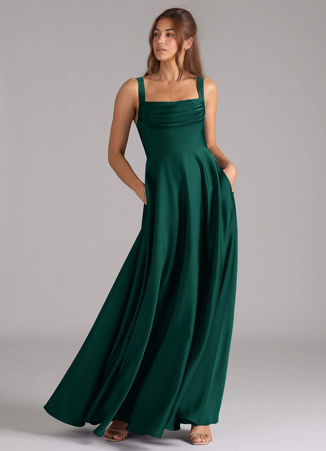 Azazie Shaude Vestidos de madrinha de casamento Vestido Esmeralda de Cetim elástico de Linha A com Plissado image2