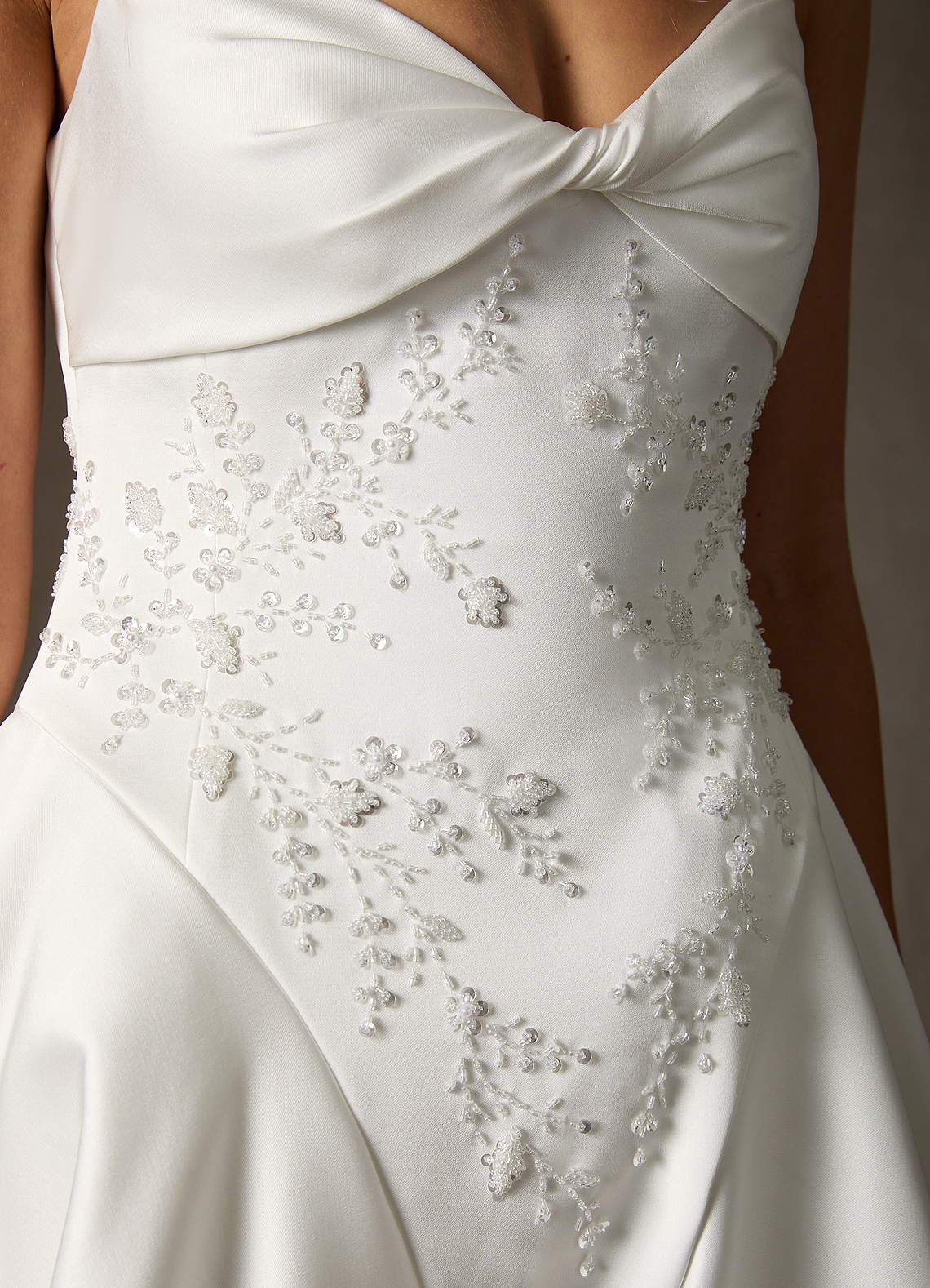 Azazie Emberlyn Vestidos de noiva Vestir Diamante Branco de Cetim Dupla Face de Linha A image5