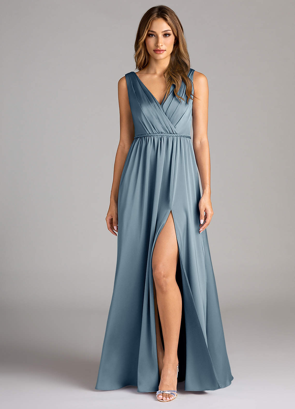 Azazie Tanicia Probar vestidos en casa Vestido de Azul Polvoriento de Satén Elástico de Corte en A con Plisado image1