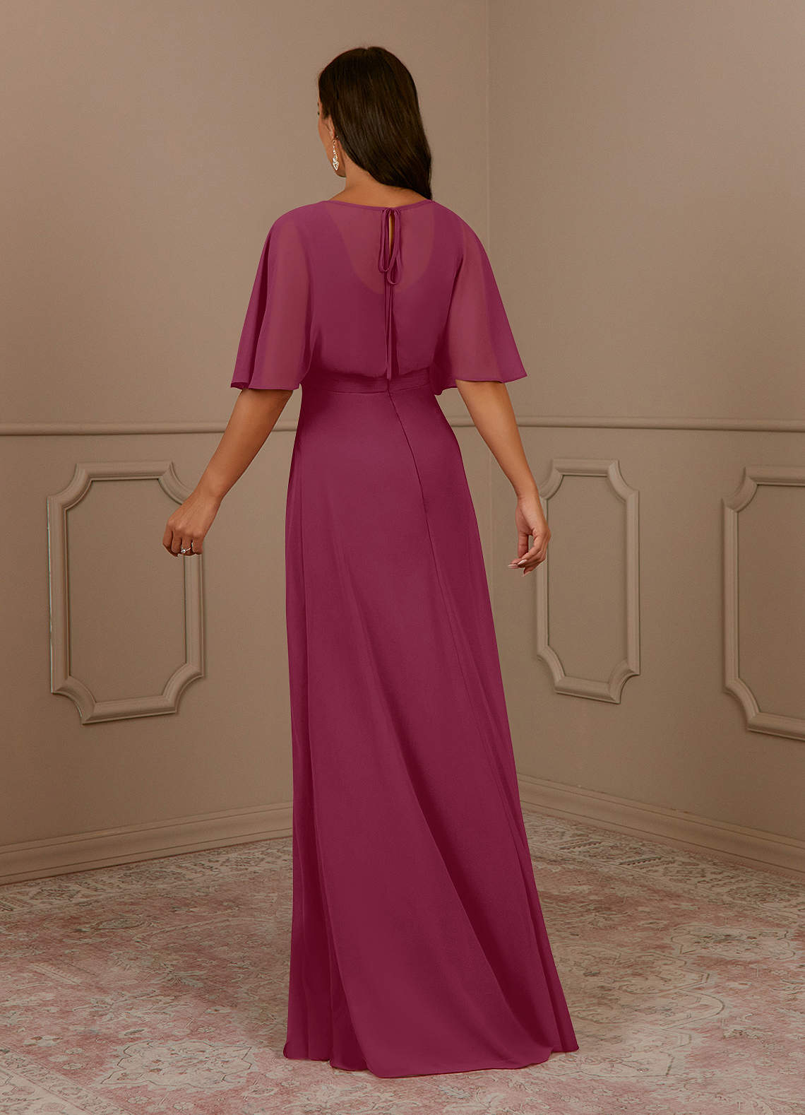 Azazie Oksana Mère de la mariée Robes Robe Trapèze en Mousseline de soie Col en V plissé Mûre image2