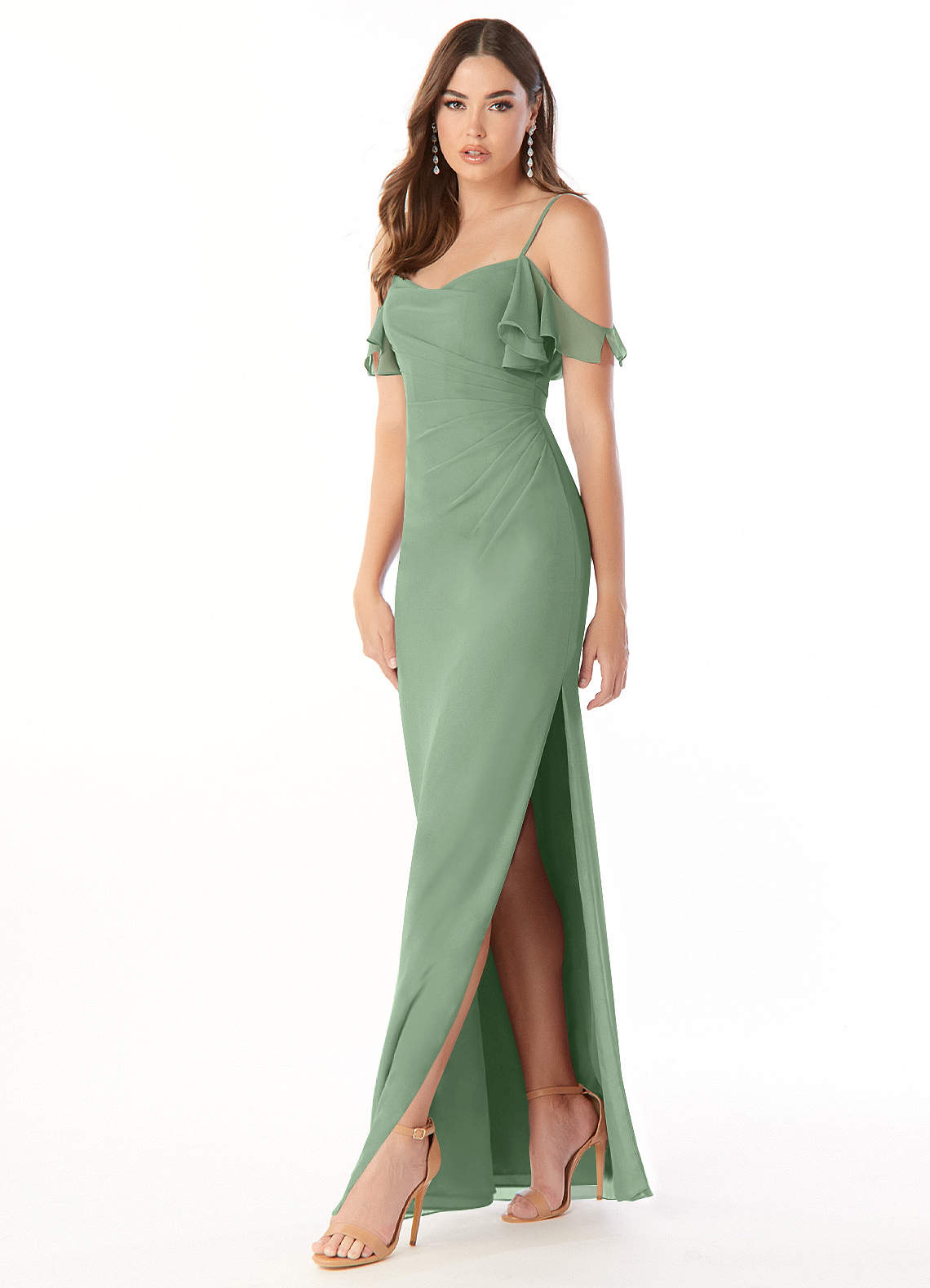 Azazie Emeralda Robes de demoiselle d'honneur Robe Fourreau en Mousseline de soie Épaule décolletée Matcha image1