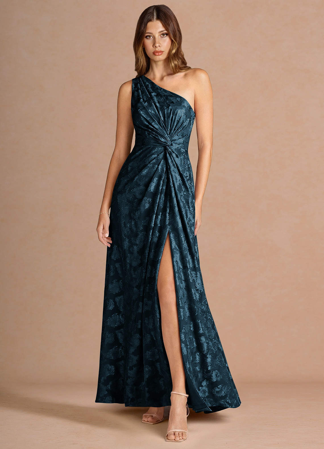 green emerald velvet dress Amazon.com: EASEDAILY Women's V Neck Maxi Dresses Navy Blue Backless Formal  Evening Wedding Guest Dress Split Ruffle Bridesmaid Gown (US, Numeric, 6,  Regular, Regular, Navy Blue) : Clothing, Shoes & Jewelry main image 0