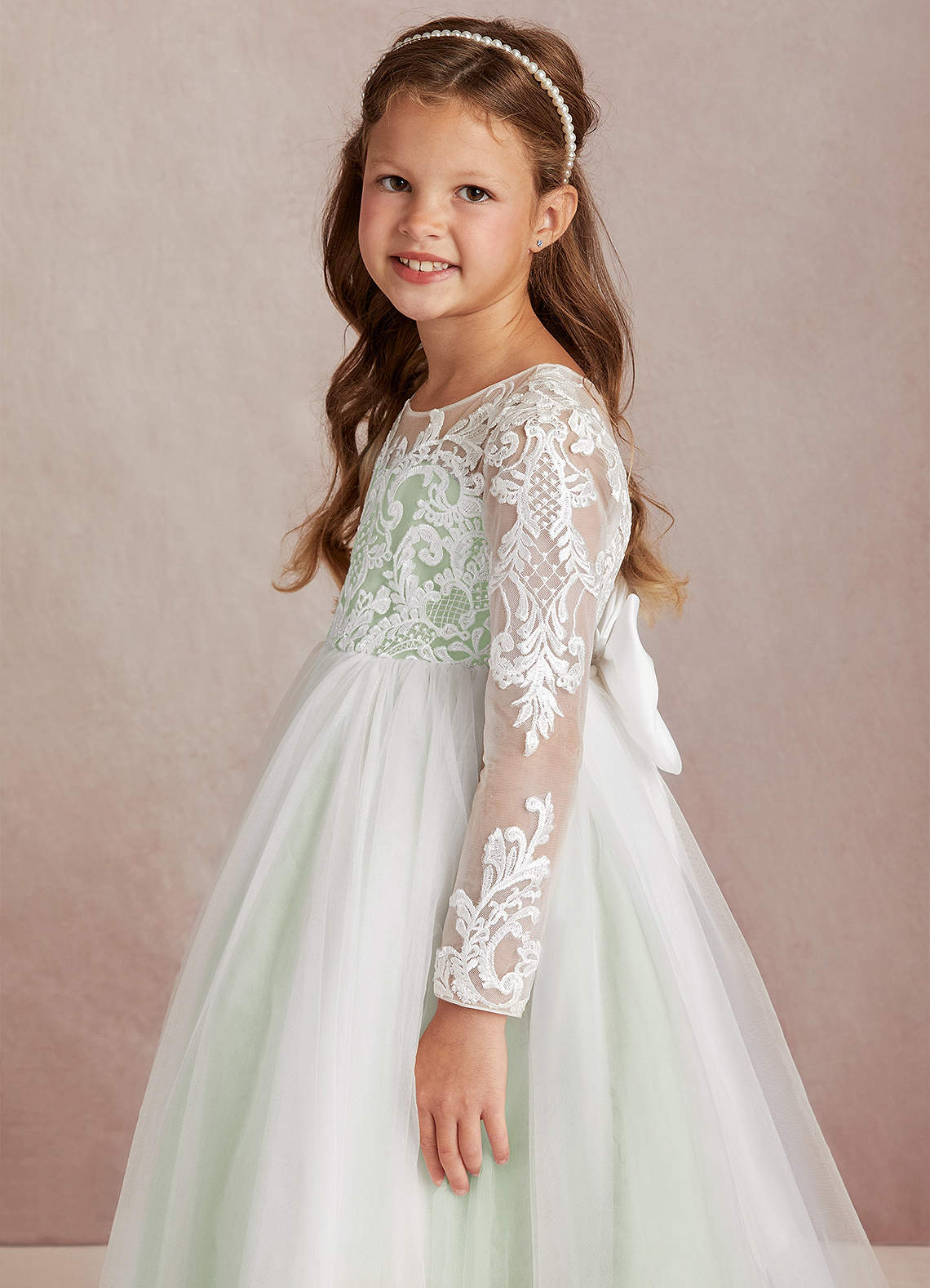 Azazie Elodie Robe Demoiselle D'honneur Fillette Robe Princesse en Dentelle Ivoire Sauge Poussiéreuse image5