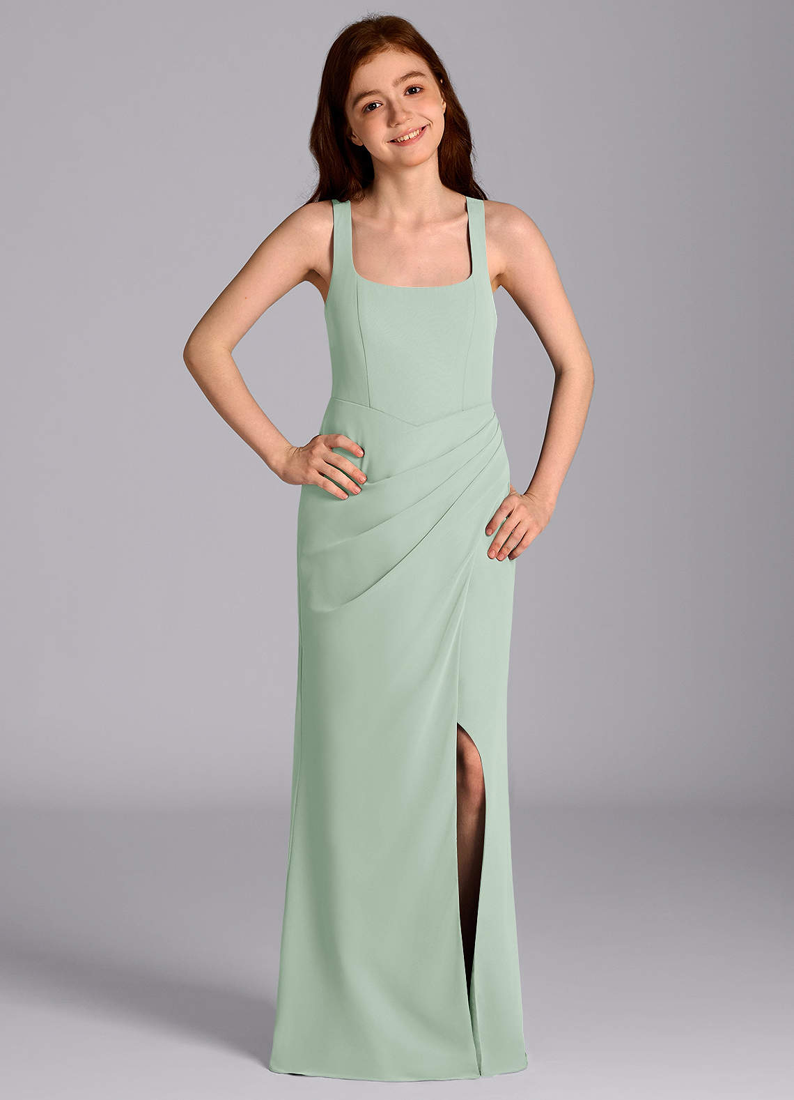 Azazie Mero Junior Vestido de Agave de Gasa de Corte Sirena con Plisado image1