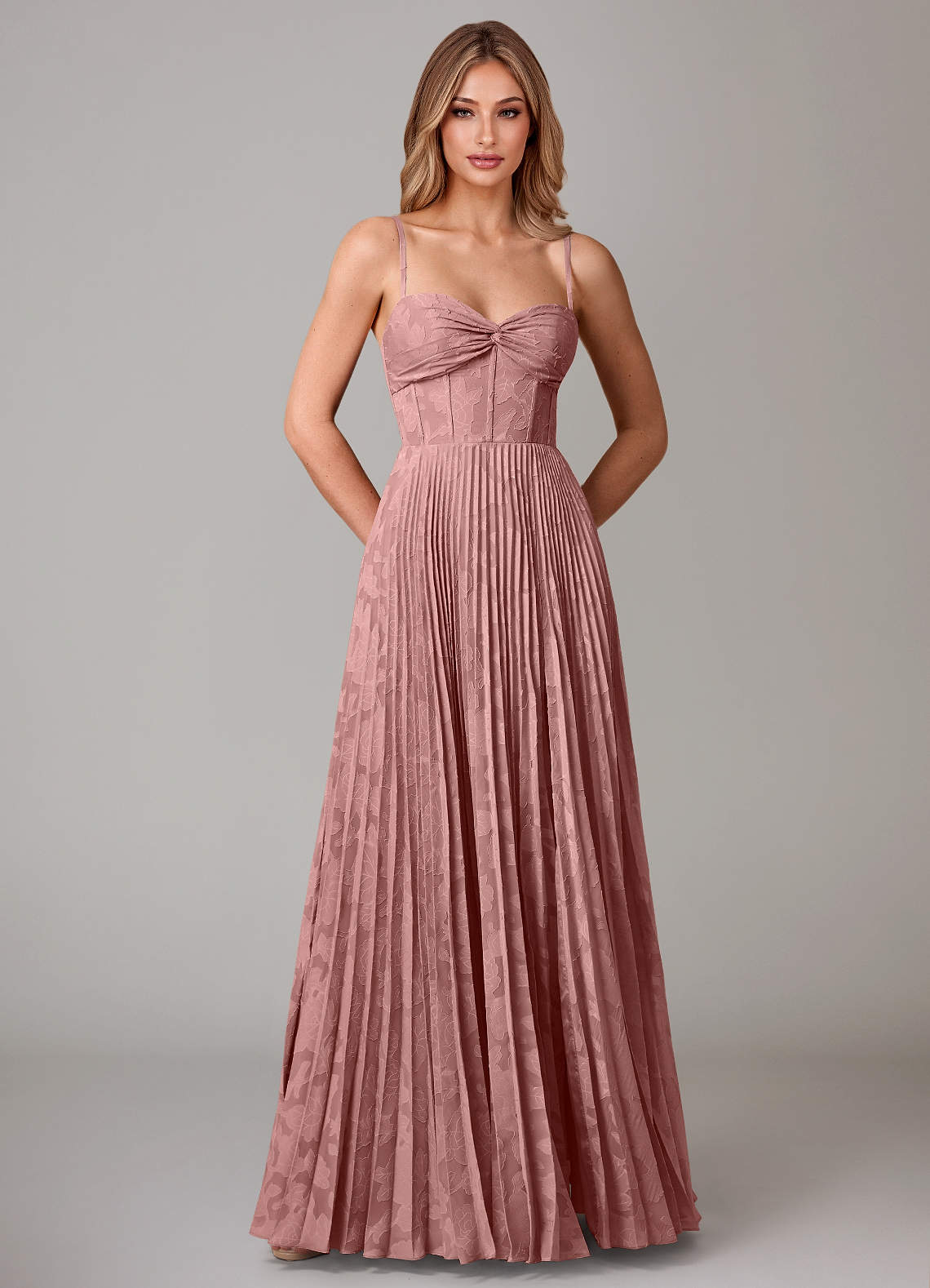 Azazie Akiko Kleider zum Anprobieren zu Hause A-Linie Herzausschnitt Blumen-Burnout Kleid Dunkelmarine image4