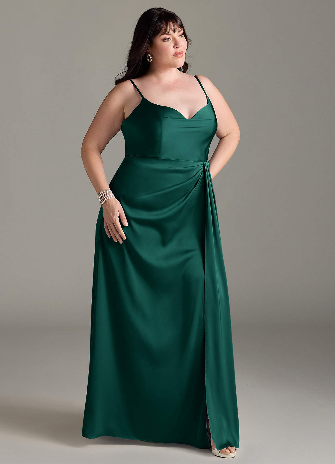 green emerald velvet dress Green Plus Size Long Flowy Prom Dress With Lace Bustier And Corset Back