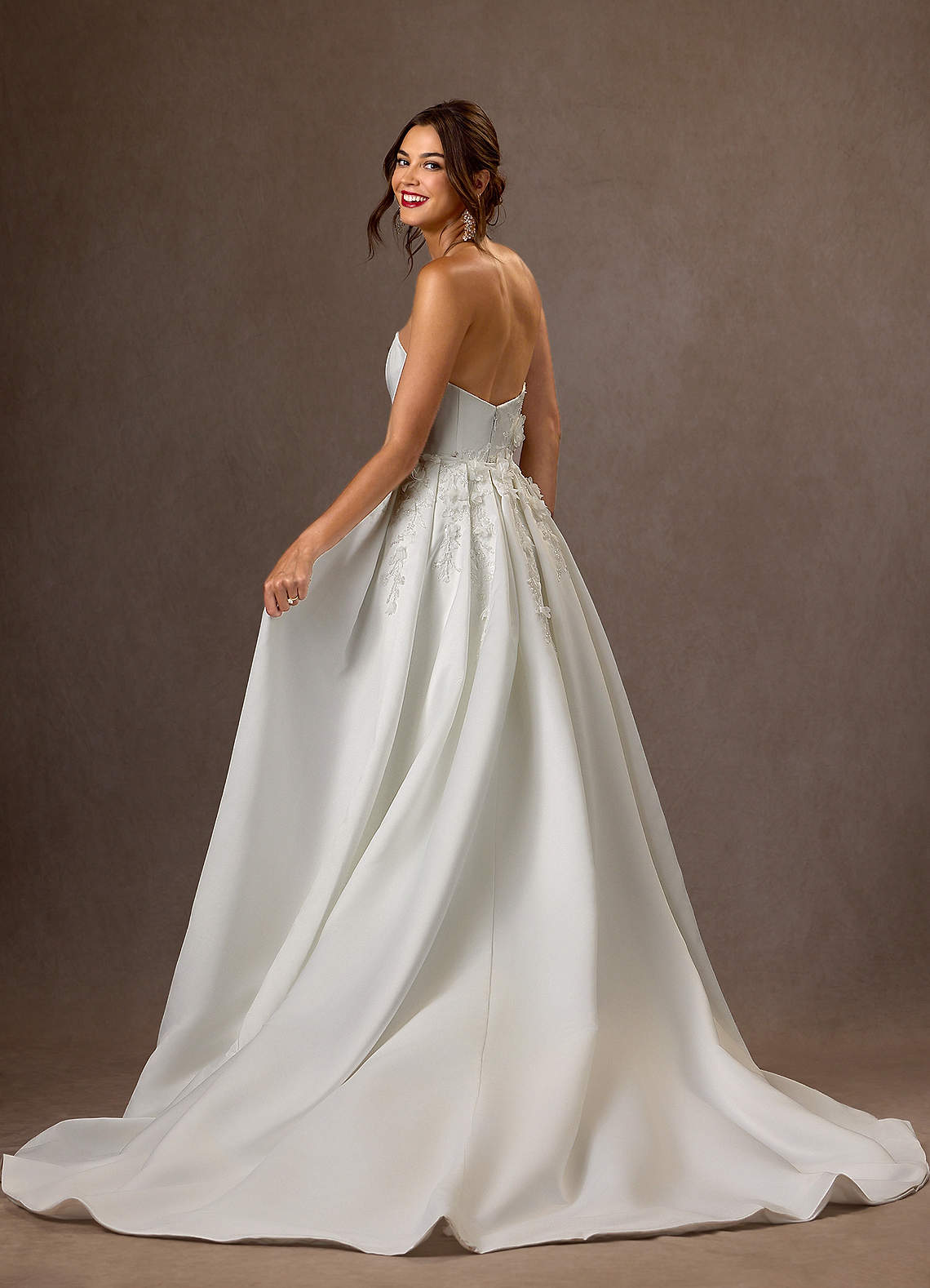 Azazie Sersi Robes de mariée Robe Sirène en Mat Satiné Sans bretelle Blanc De Diamant image3