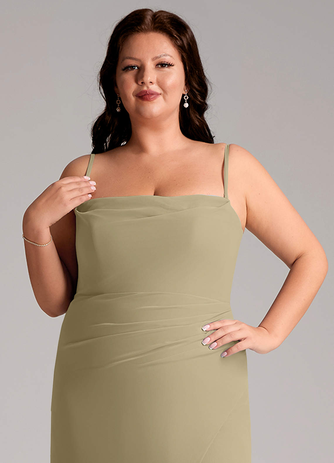 Azazie Leonis Vestidos de madrinha de casamento Vestido Musgo Verde de Chiffon de Bainha com Sem alças image14