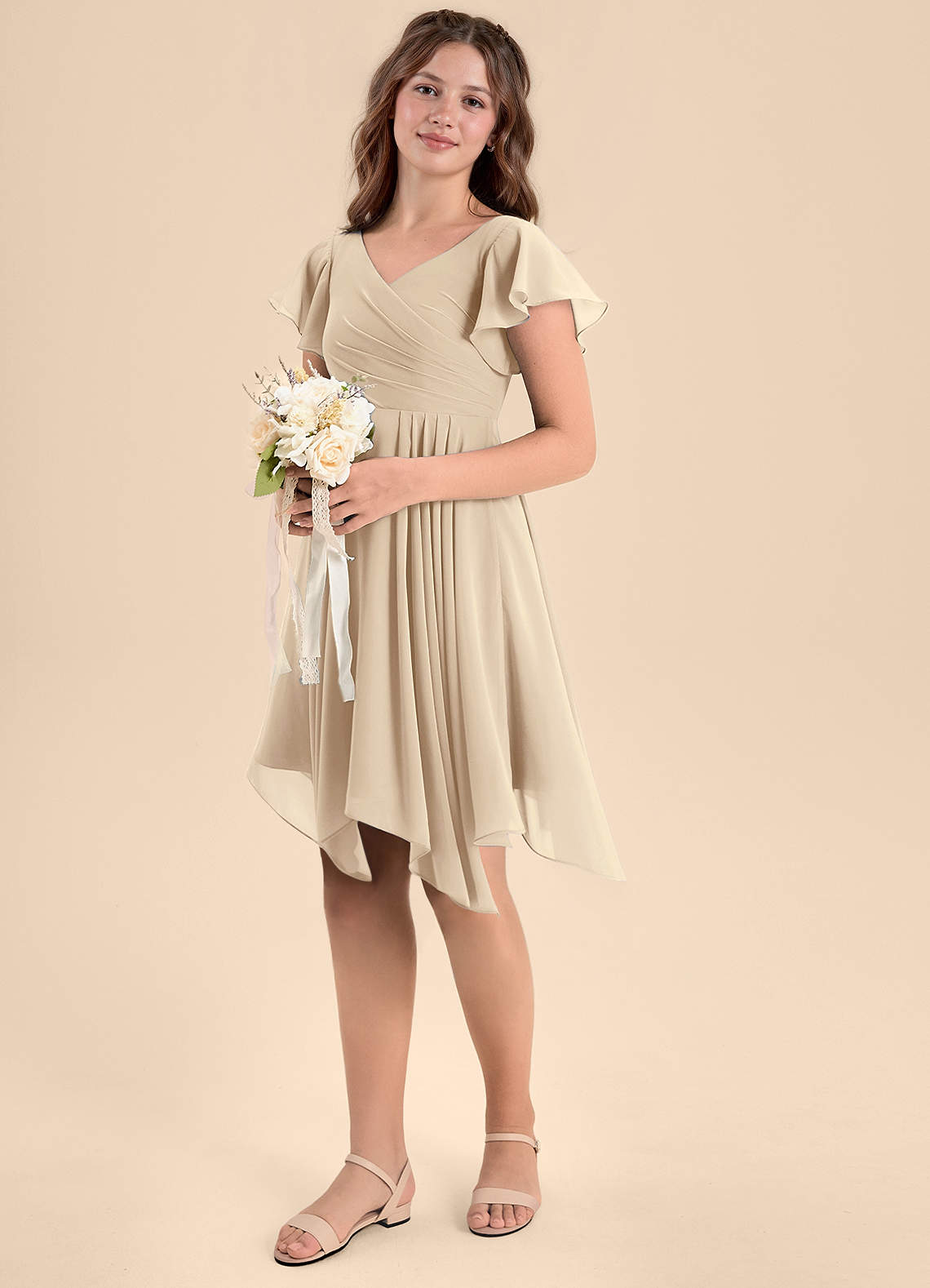 Azazie Janeaurelia Junior Abito A-Line in Chiffon Plissettato Champagne image1