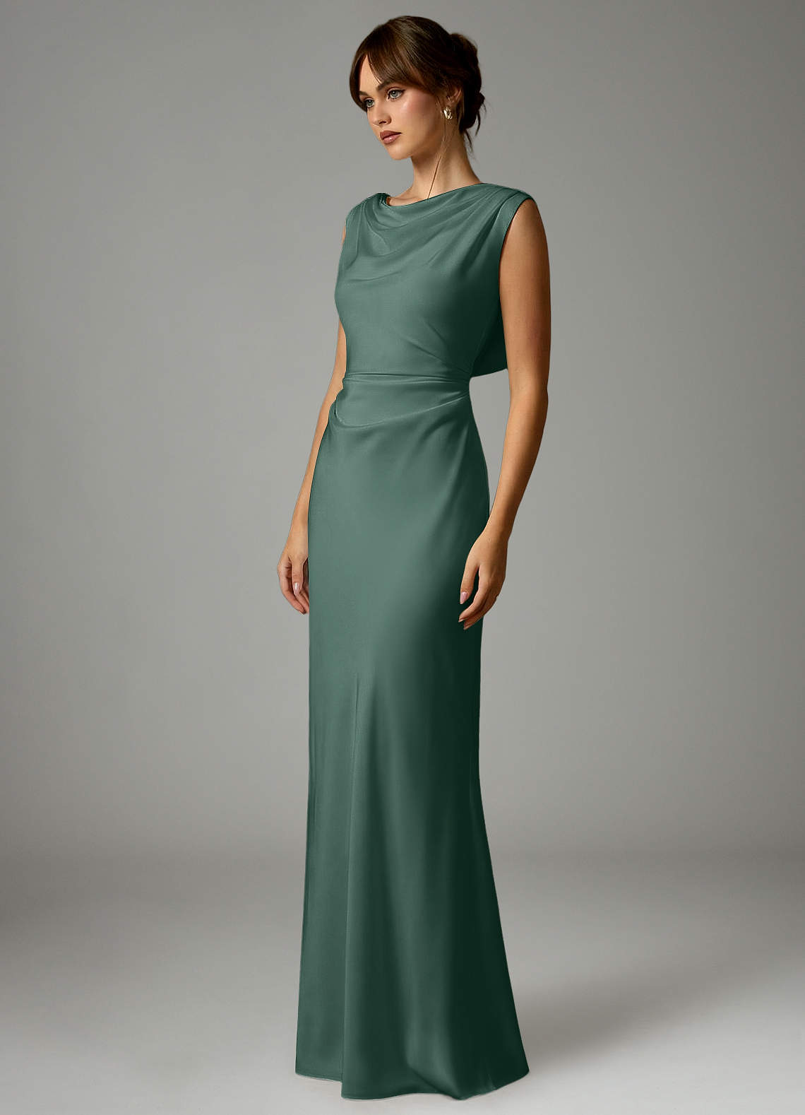 Azazie Kieryn Robes de demoiselle d'honneur Robe Sirène en Satin extensible Plissée Eucalyptus image2