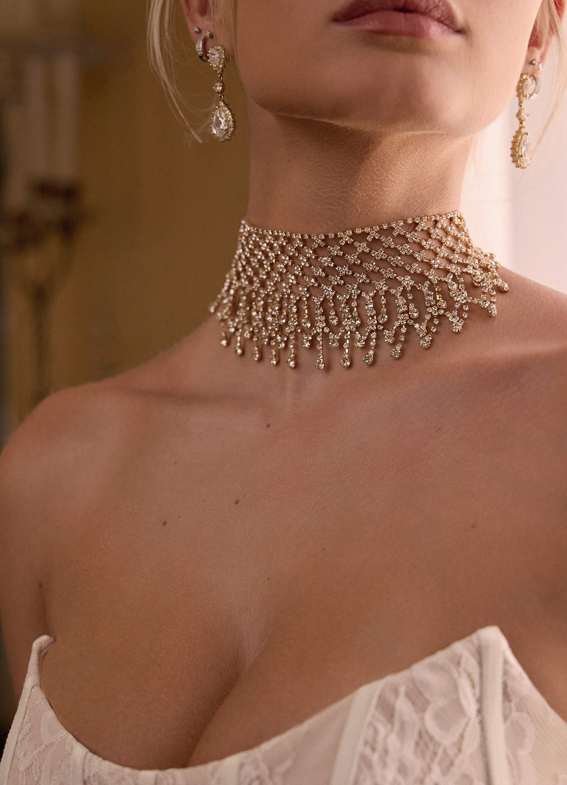 front Collana con colletto e strass