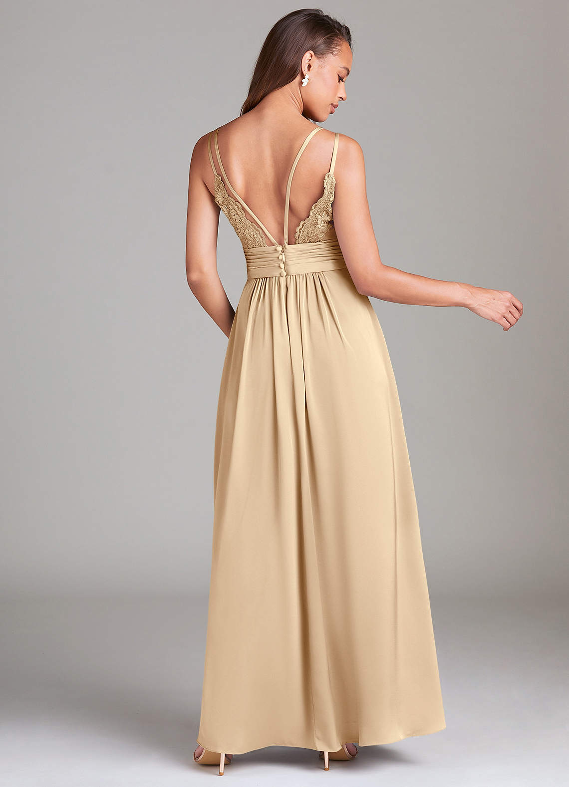 Azazie Maren Allure Robes de demoiselle d'honneur Robe Trapèze en Satin extensible Dentelle Champagne image4