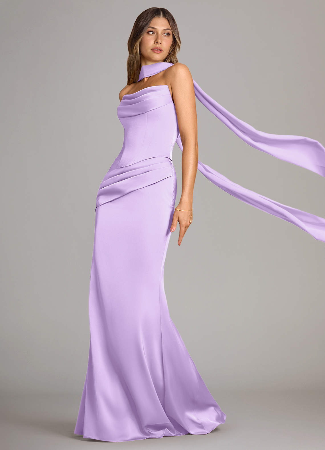 Azazie Sorrel Jurken voor bruidsmeisjes Converteerbaar Jurk van Stretch Satijn met Zeemeermin Strapless Lila image3