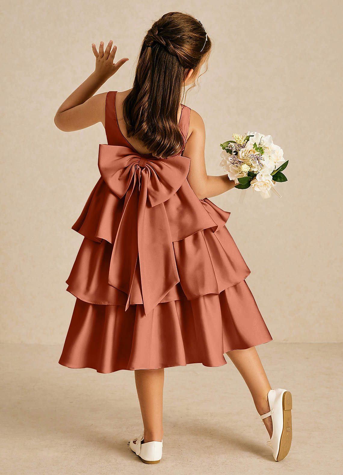 Azazie Margery Blumenmädchenkleider A-Linie Schleifen Stretch-Satin Kleid Zedernrose image1