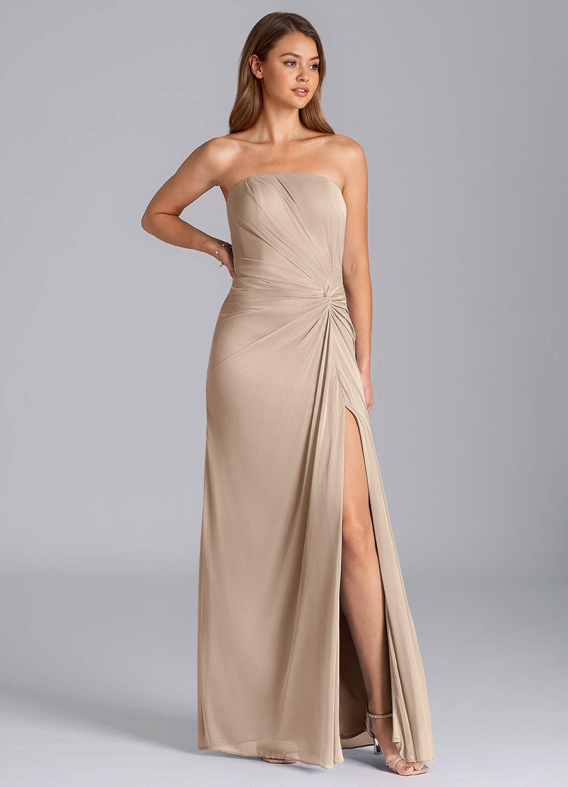 Azazie Mariya Jurken voor bruidsmeisjes Jurk van Mesh met Zeemeermin Strapless Taupe image1