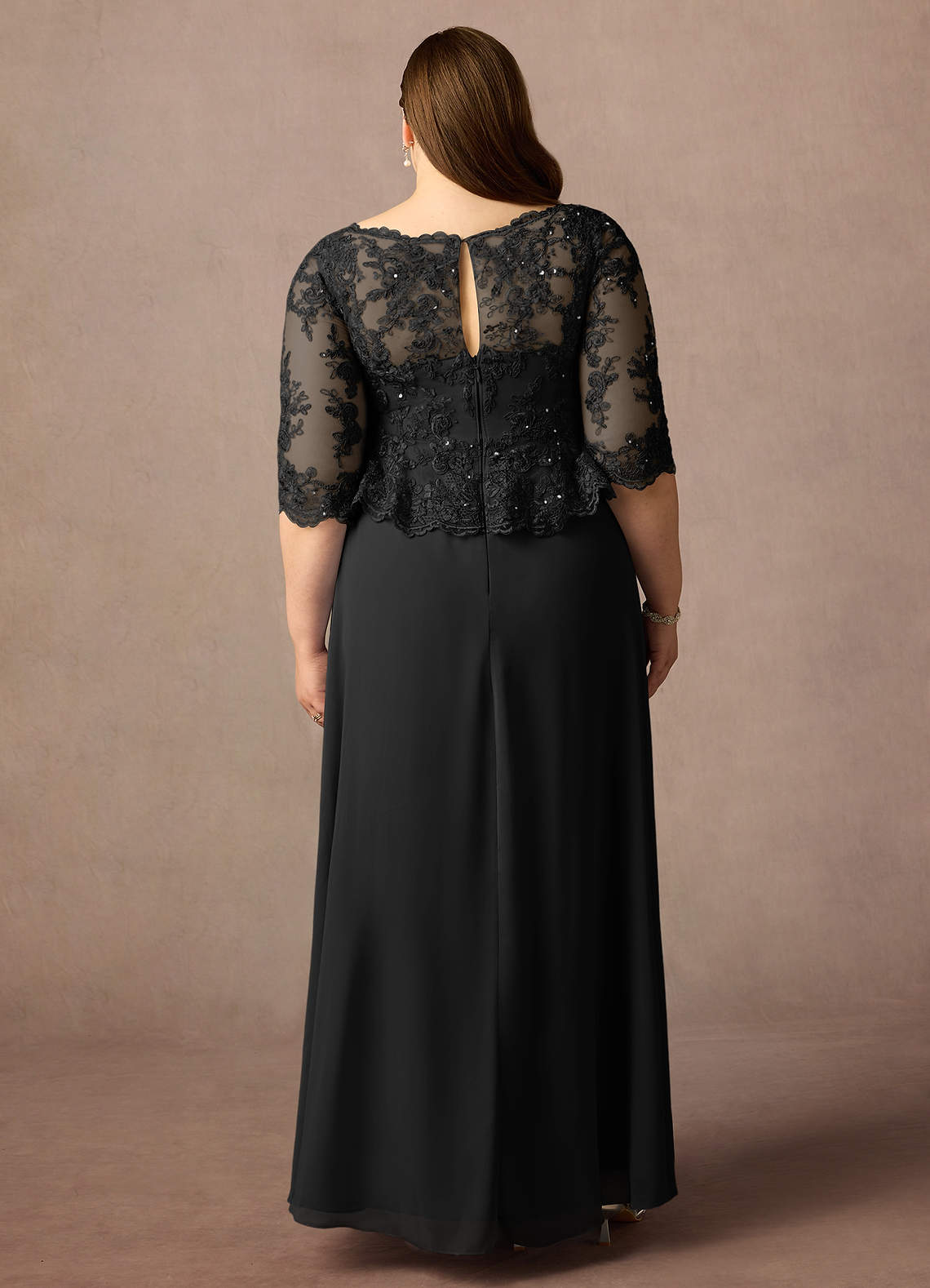 Azazie Averie vestidos de madre de la novia Vestido de Black de Gasa de Corte en A con Cuello barco Lentejuelas image7