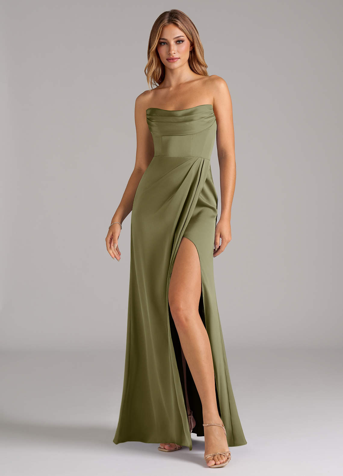 Azazie Johana Robes de demoiselle d'honneur Robe Sirène Convertible en Satin extensible Épaule décolletée Pistache image5