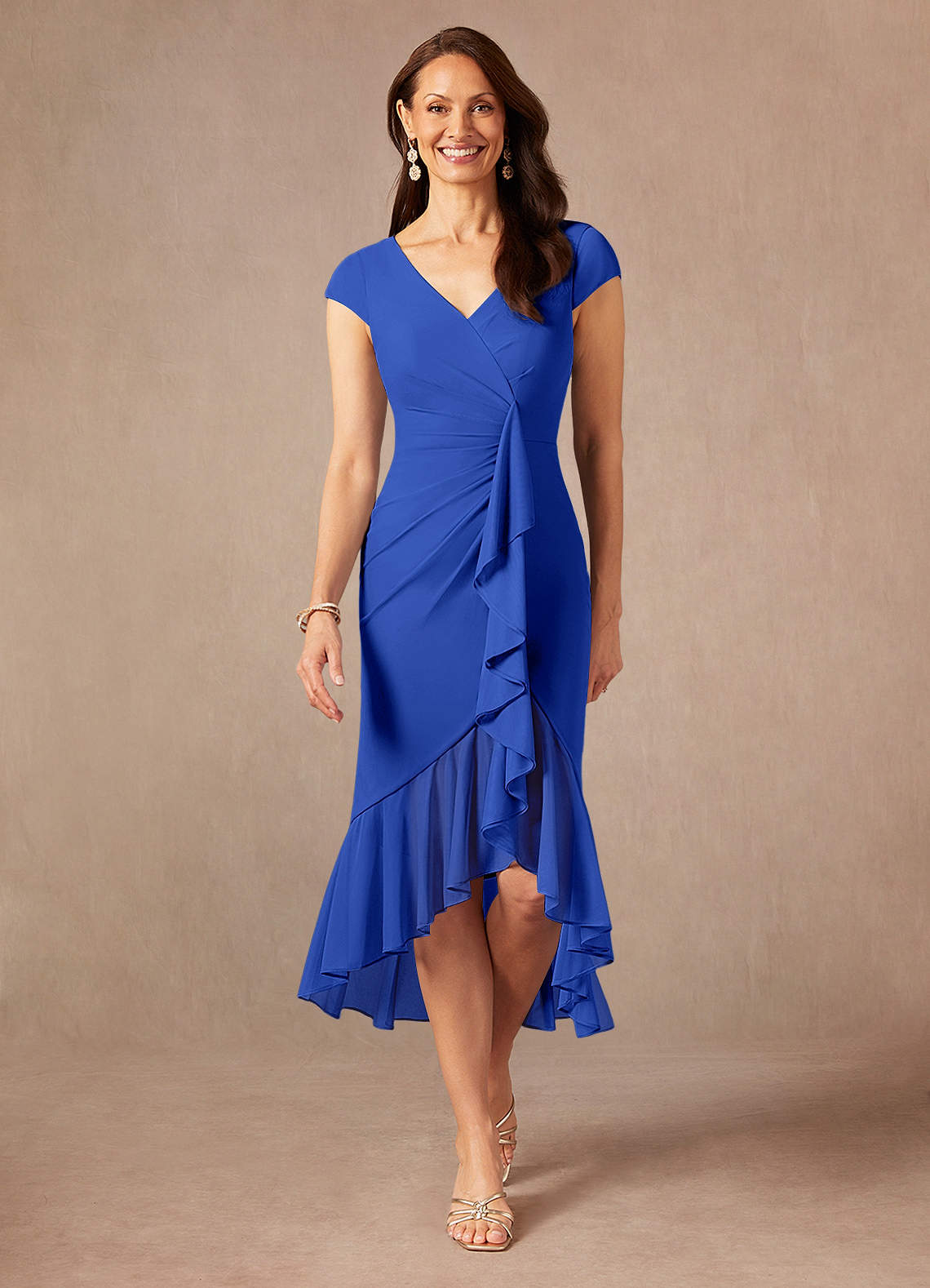 Azazie Renetta Mère de la mariée Robes Robe Fourreau en Maille Col V plissé Bleu Roi image1
