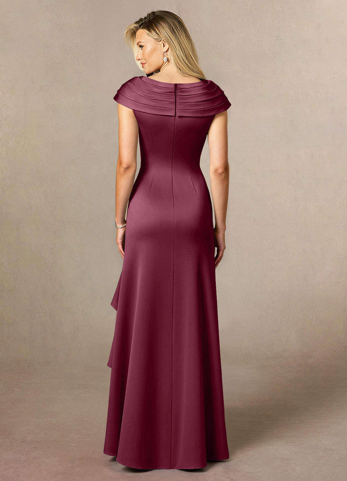Azazie Anderson vestidos de madre de la novia Vestido de Mora de Satén Elástico de Corte En A con Plisado image1