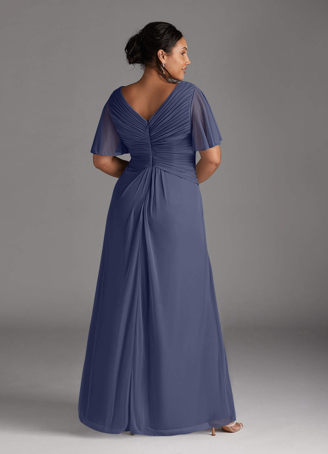 Azazie Emmeline Mère de la mariée Robes Robe Trapèze en Maille Col V plissé Bleu Orageux image7