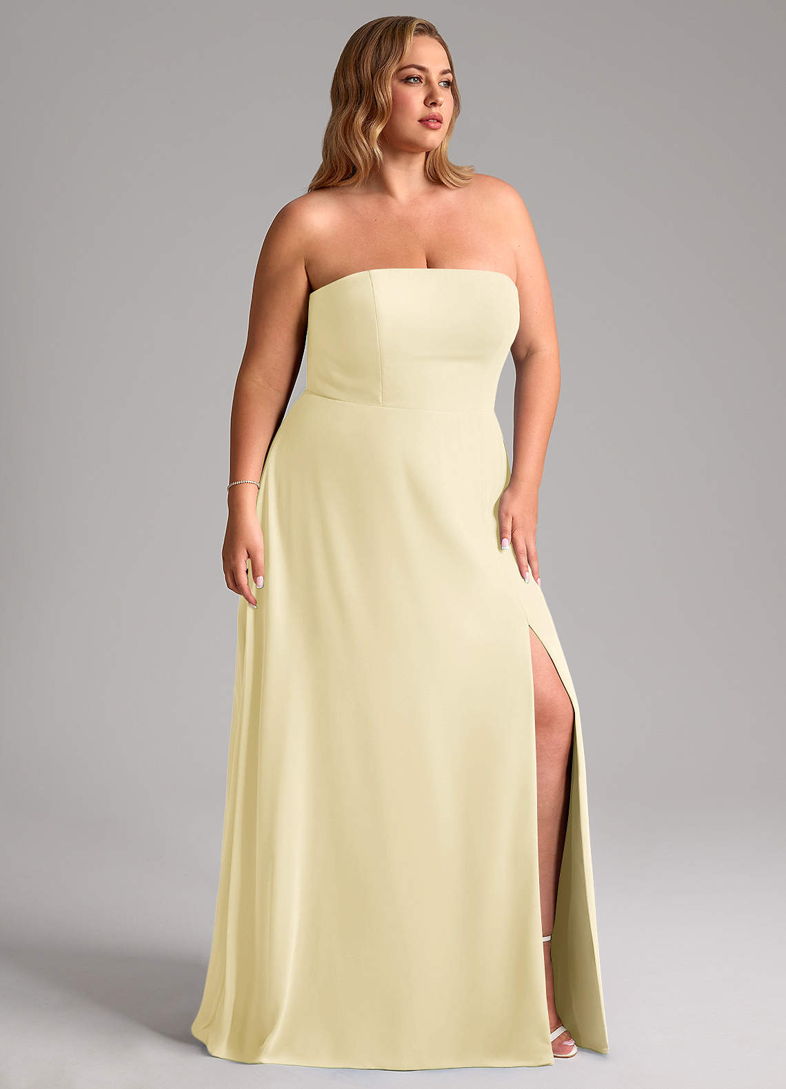Azazie Wren Robes de demoiselle d'honneur Robe Trapèze Convertible en Mousseline de soie Fente Latérale Sorbet Citron image10