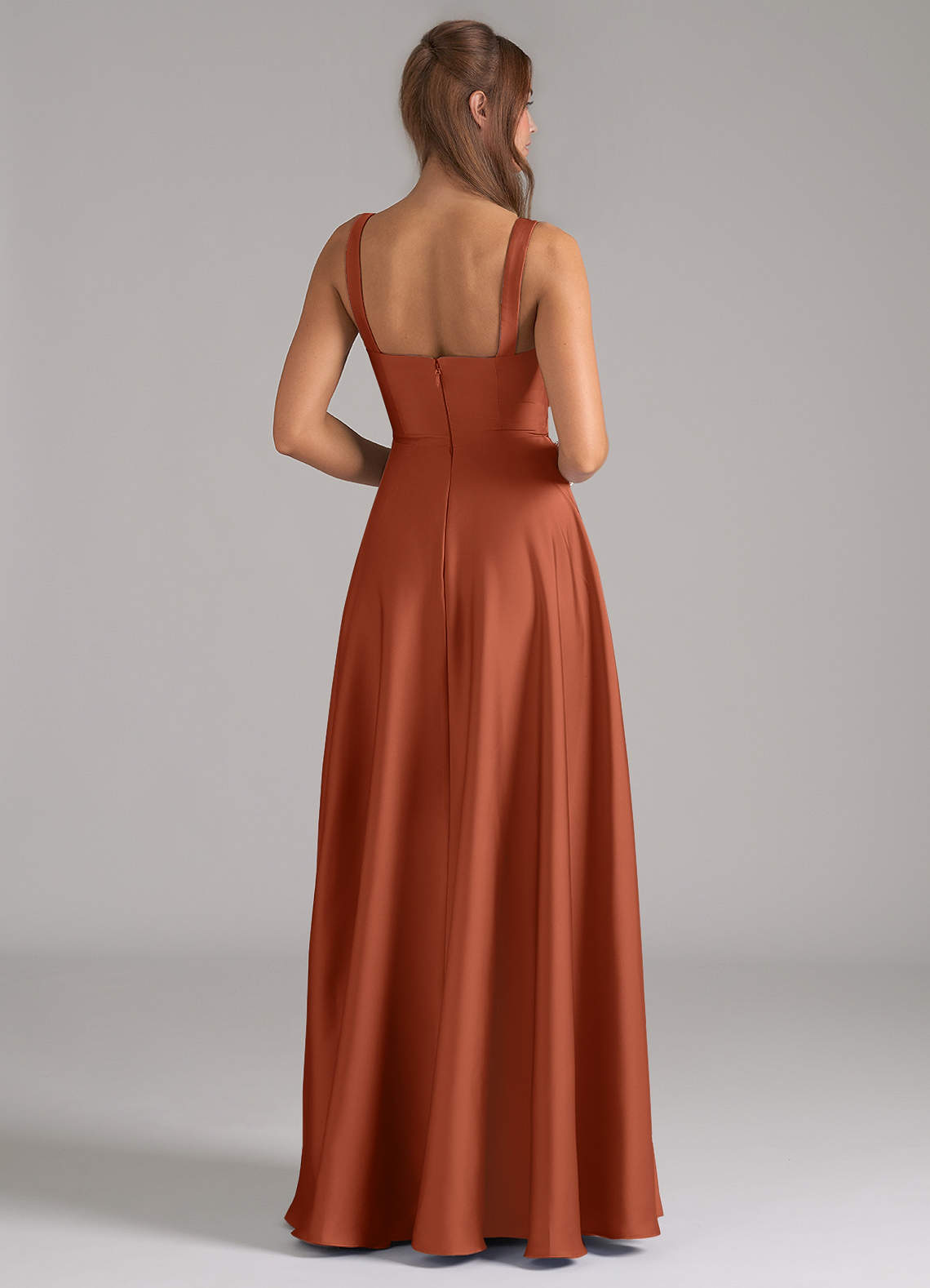 Azazie Shaude Robes de demoiselle d'honneur Robe Trapèze en Satin extensible Plissée Rose De Cèdre image5