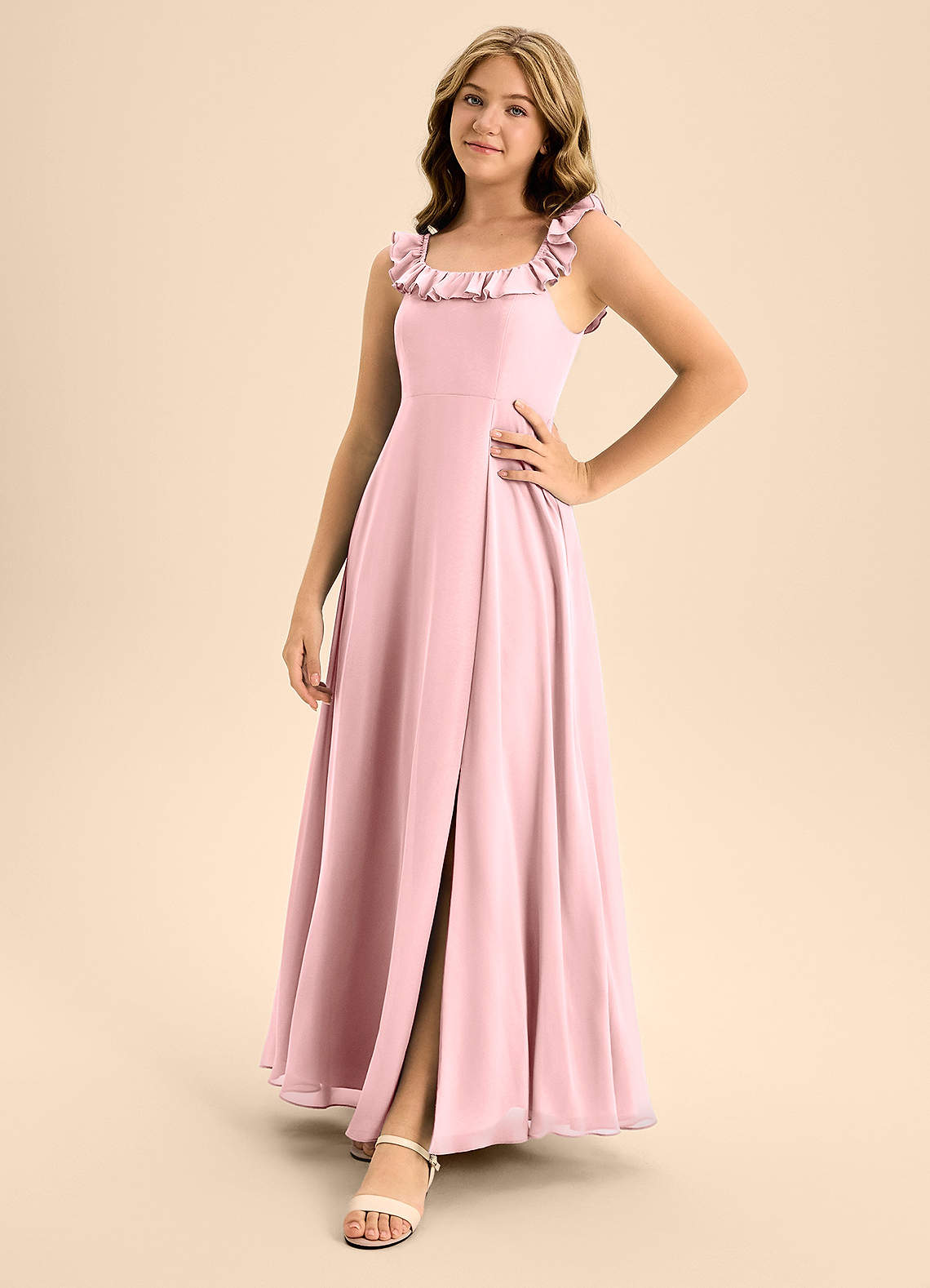 Azazie Callie Junior Vestido de Rosa Polvorienta de Gasa de Corte En A con Volante image2