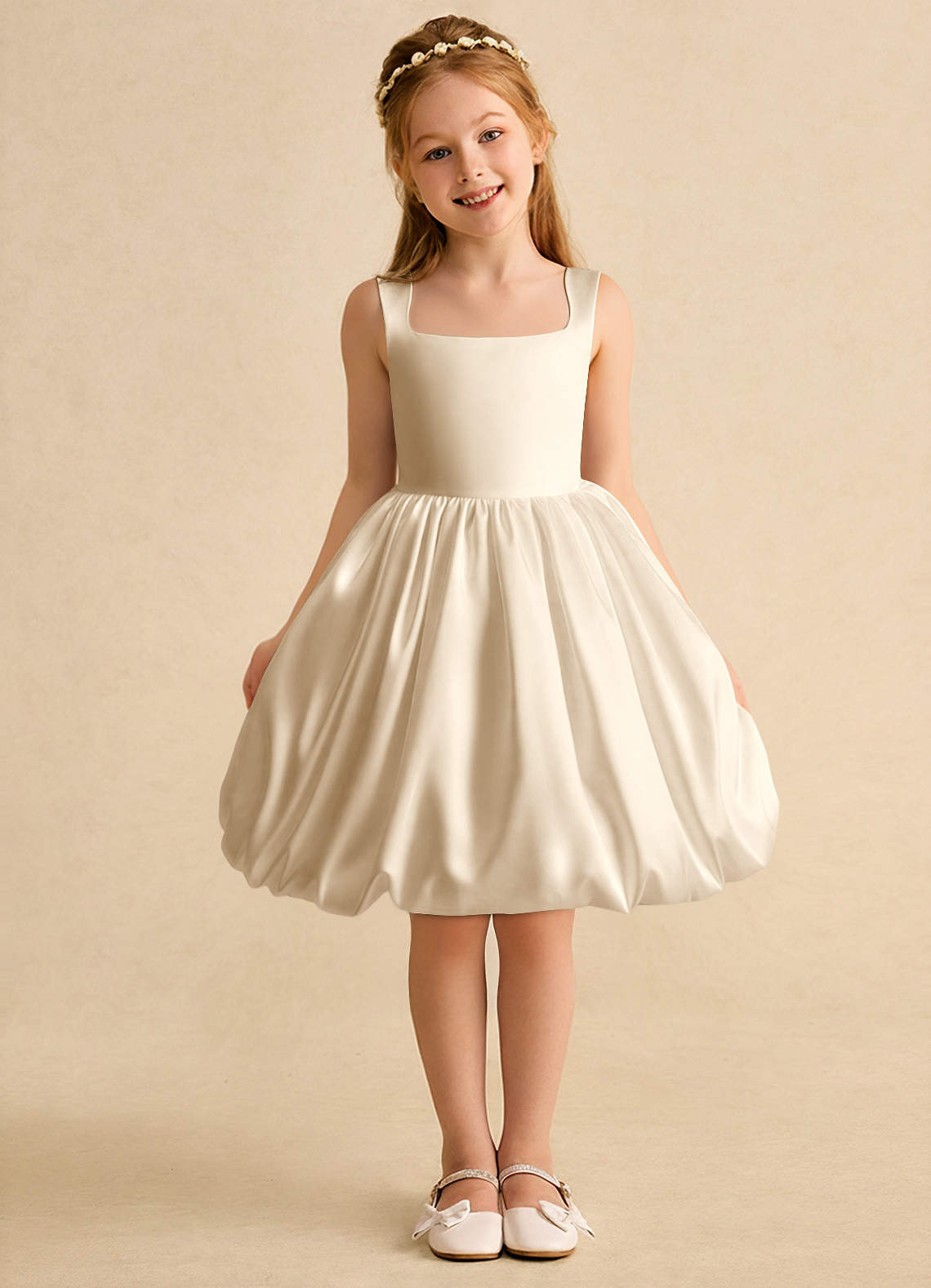 Azazie Nirvana Robe Demoiselle D'honneur Fillette Robe Princesse en Mat Satiné Rayé Champagne image1