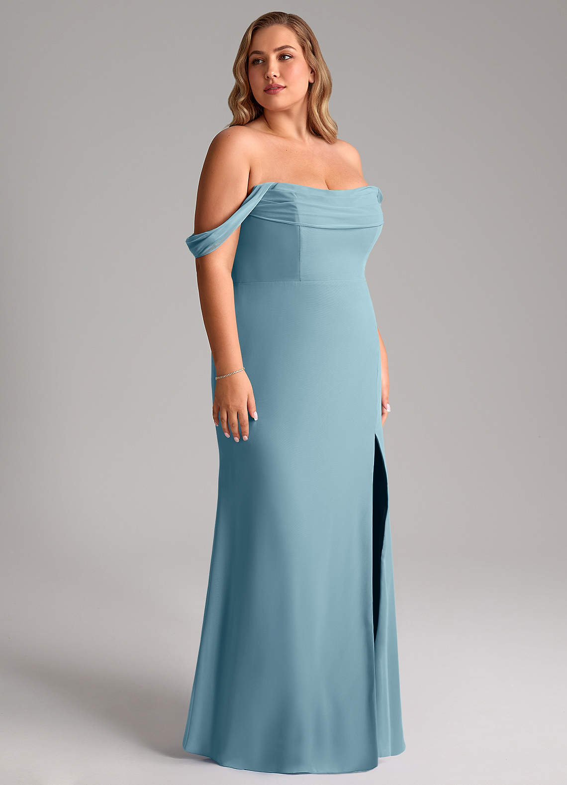Azazie Saige Vestidos de damas de honor Vestido de Azul Malhumorado de Gasa de Corte en A Convertible con Vestidos sin tirantes image11