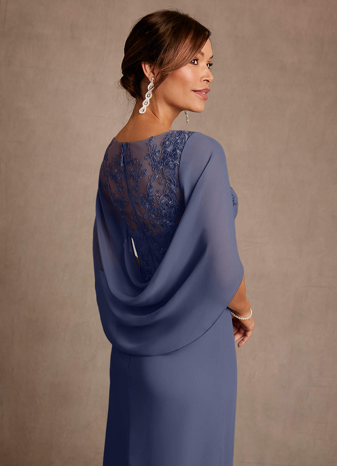 Azazie Forums Mère de la mariée Robes Robe Trapèze en Dentelle Bleu Orageux image4