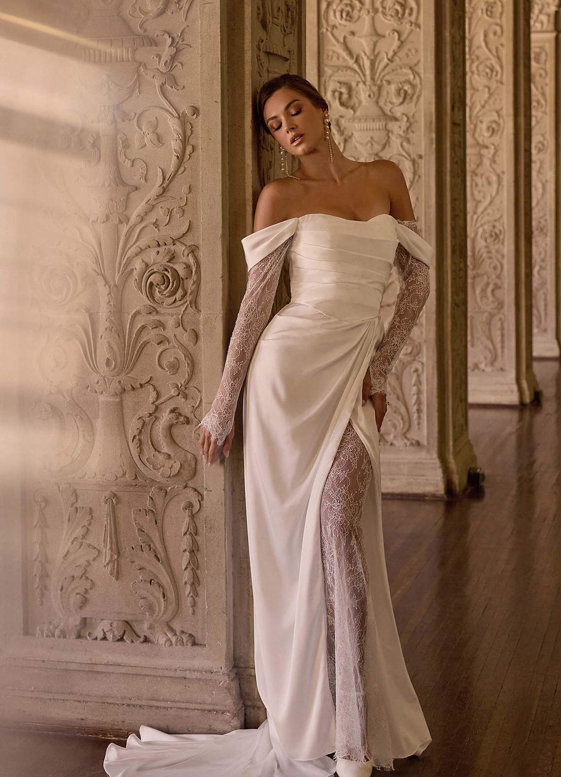 Azazie Alexa Wedding Dresses Diamond White A-Line Sweetheart Neckline Lace Dress image1