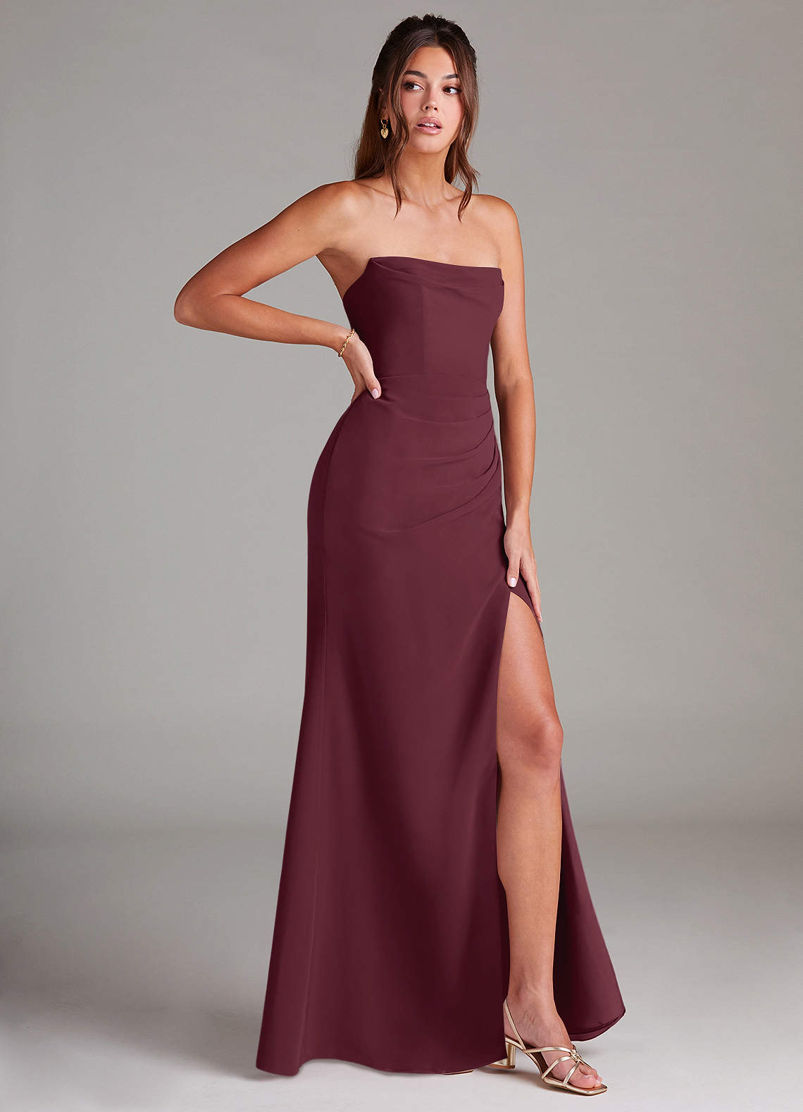 Azazie Leonis Vestidos de madrinha de casamento Vestido Cabernet de Chiffon de Bainha com Sem alças image7