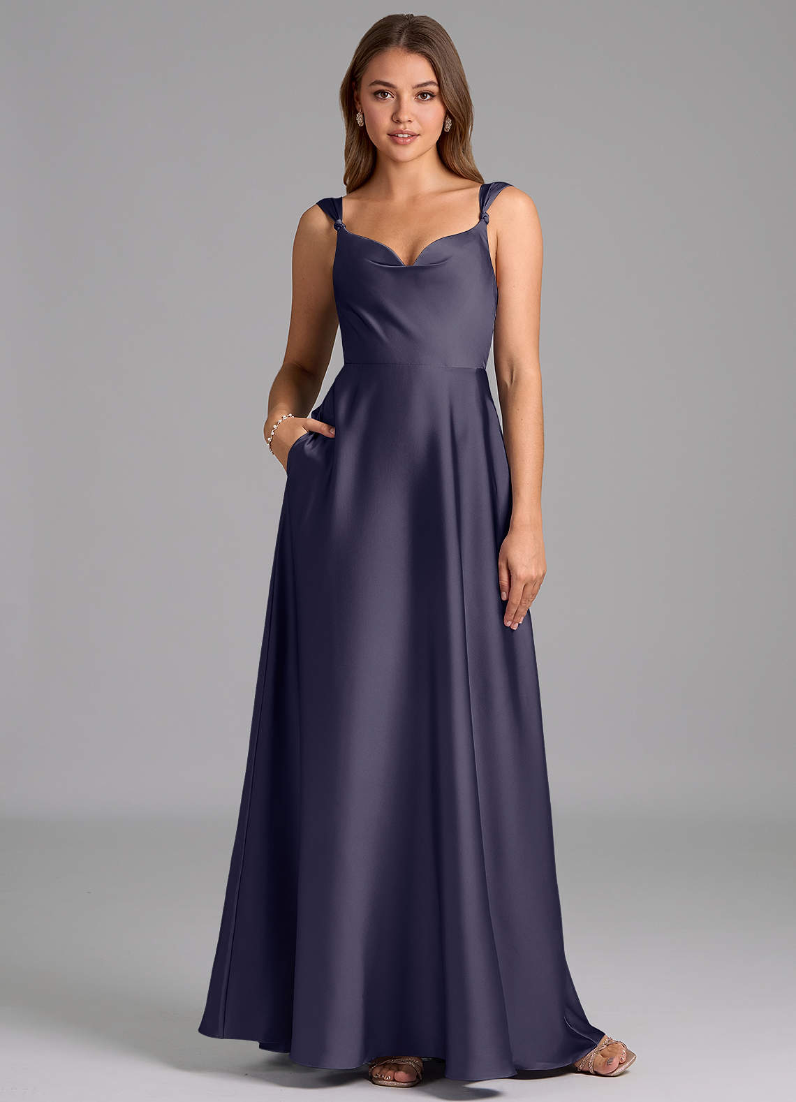 Azazie Beatrice 신부 들러리 드레스 A라인 스윗하트 네크라인 스트레치 새틴 바닥 길이 드레스 image1