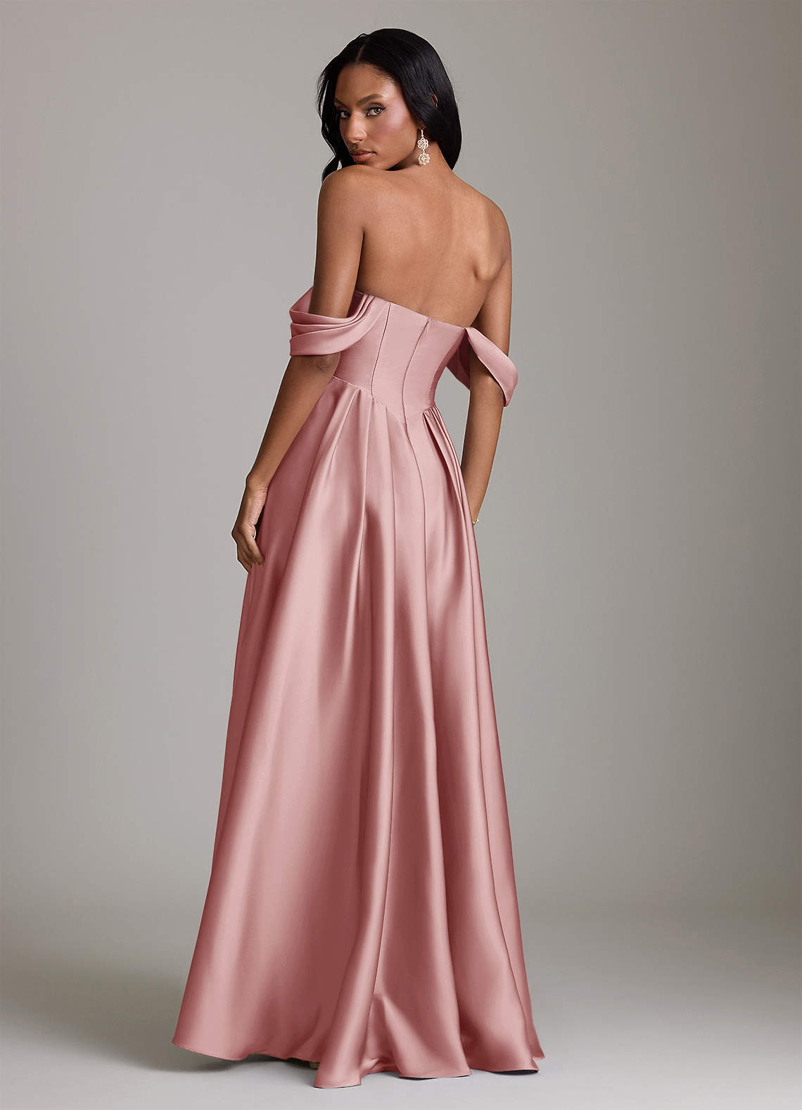 Azazie Loisa Vestidos de madrinha de casamento Vestido Rosa Empoeirada de Cetim elástico de Linha A com Ombros Caídos image1