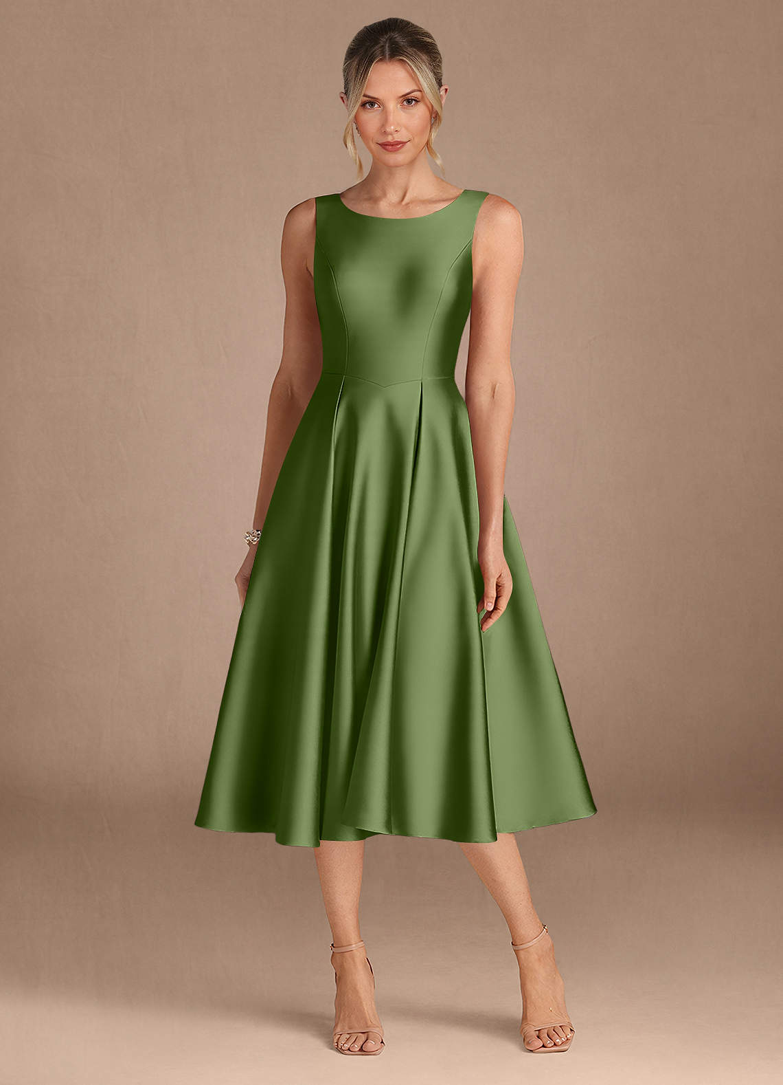 Azazie Fulton vestidos de madre de la novia Vestido de Enebro de Satén Elástico de Corte En A con Plisado image4