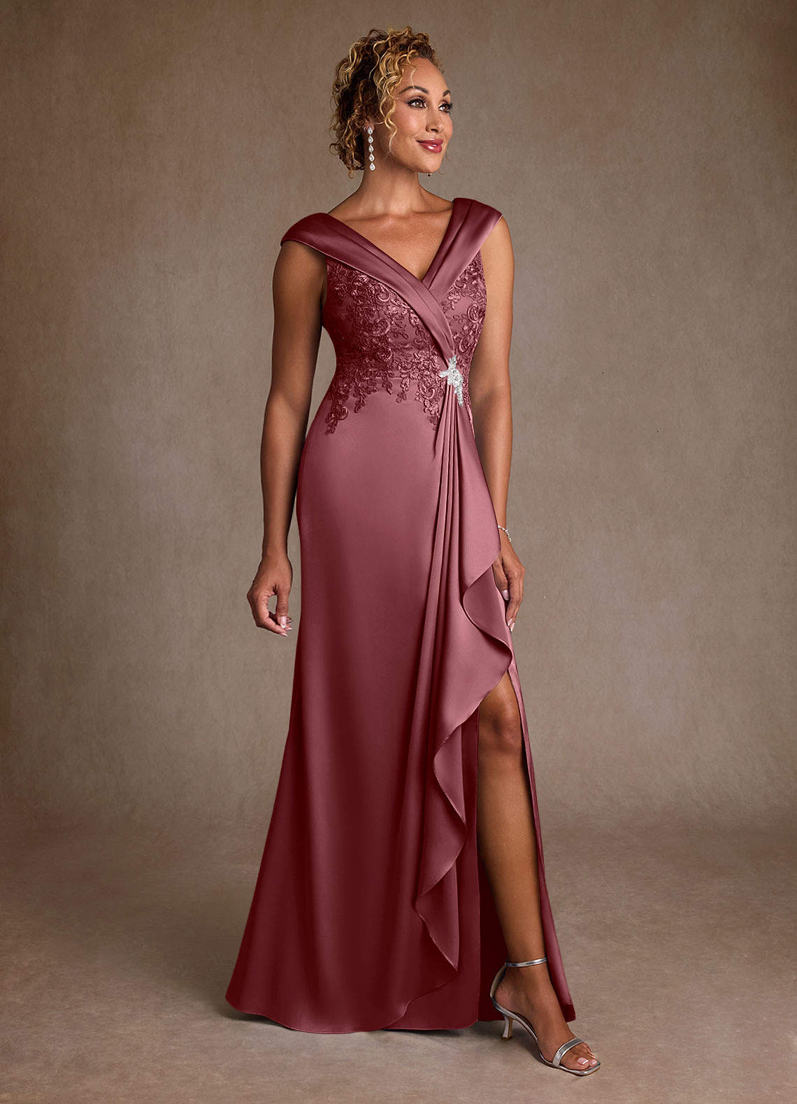 Azazie Santa Monica Mother of the Bride Mekot A-linja Pitsi Lattian pituus Pukeutua image1