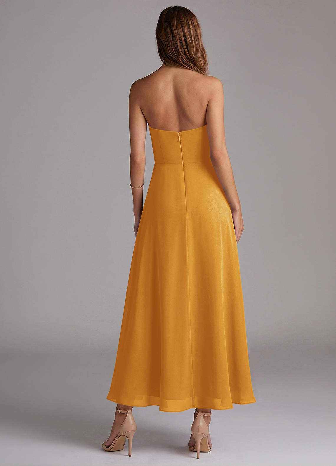 Azazie Wren Vestidos de madrinha de casamento Vestido Caramelo de Chiffon de Linha A com Sem alças image3