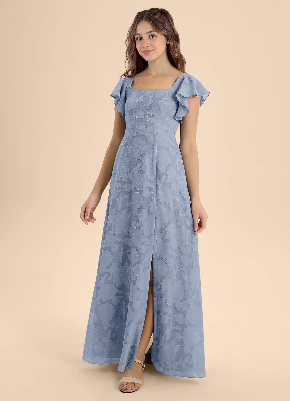 Azazie Bondi Junior Vestido de Azul Polvoriento de Devorado Floral de Corte En A con Lazo image1