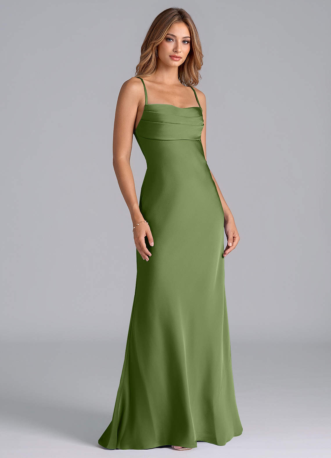 Azazie Seema Robes de demoiselle d'honneur Robe Sirène en Satin extensible Corset Genévrier image1