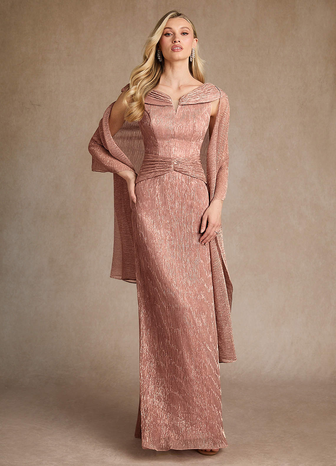 Azazie Warren Vestidos para mãe da noiva Vestido Rosa Ouro de Malha Metálica de Linha A com Plissado image4