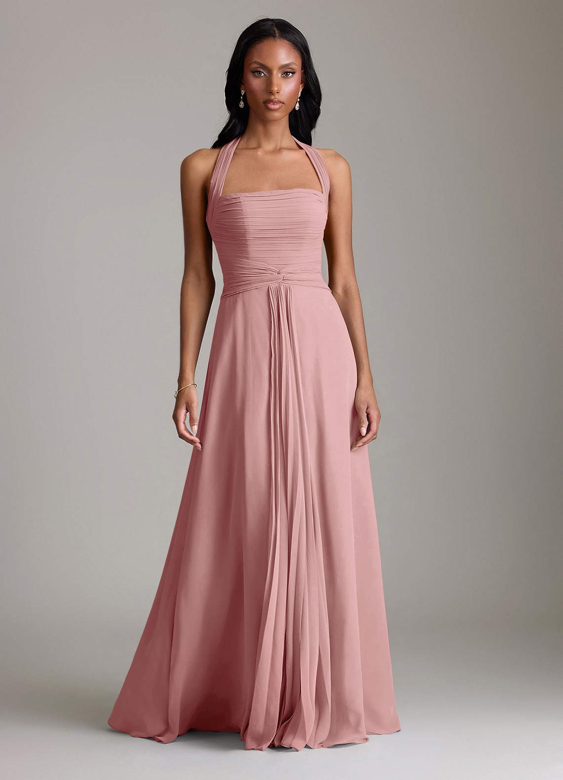 Azazie Clarisa Vestidos de damas de honor Vestido de Rosa Polvorienta de Gasa de Corte en A con Plisado image4