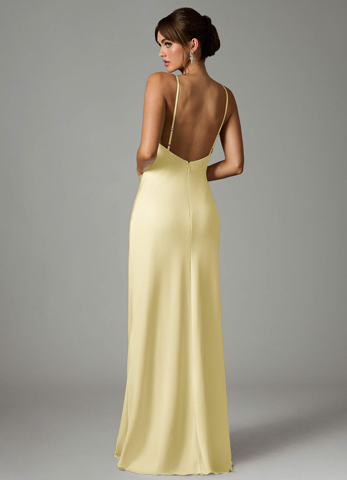 Azazie Stefania Robes de demoiselle d'honneur Robe Trapèze en Satin extensible Sorbet Citron image1