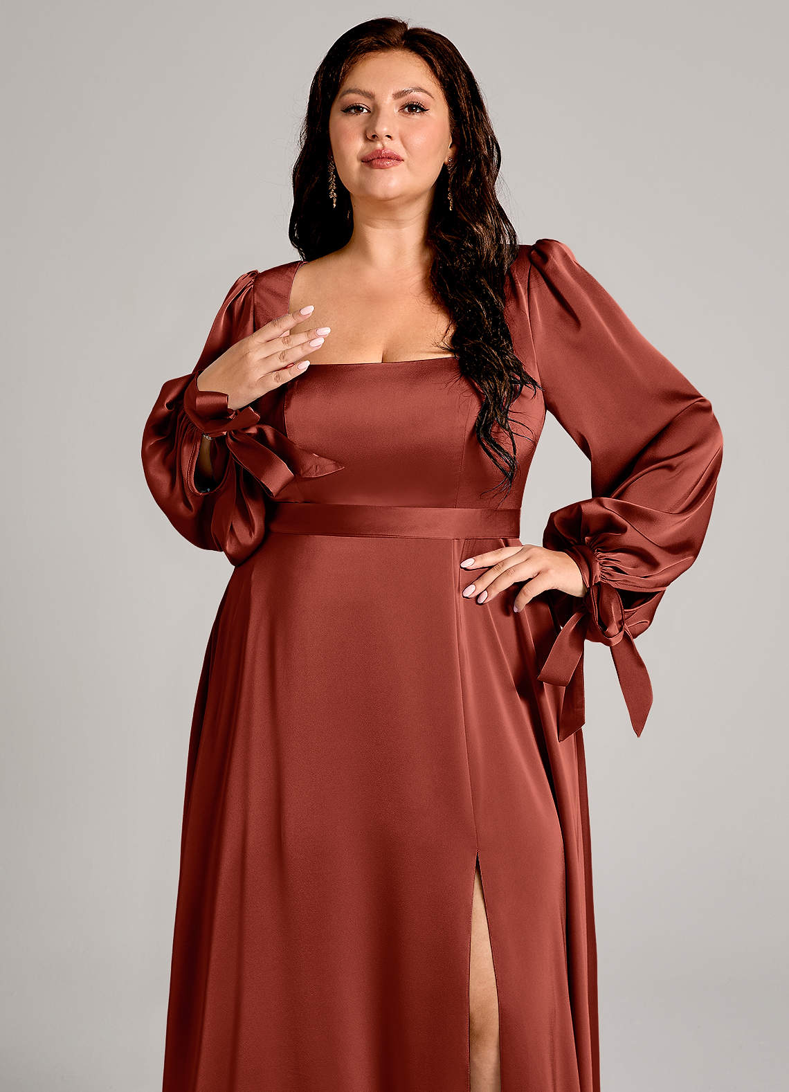 Azazie Leonia Robes de demoiselle d'honneur Robe Trapèze en Satin extensible Manche longue Terracotta image8