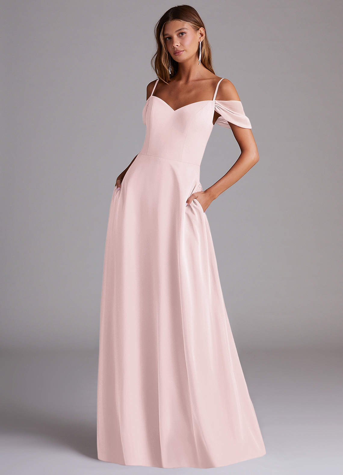 Azazie Marley Robes de demoiselle d'honneur Robe Trapèze Convertible en Mousseline de soie Épaule décolletée Rose Pâle image1