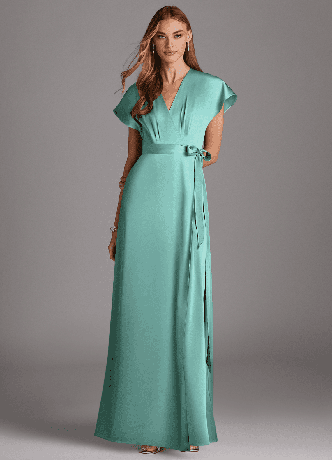 Azazie Nico Vestidos de damas de honor Vestido de Aqua de Satén Elástico de Corte en A con Cuello en V image1