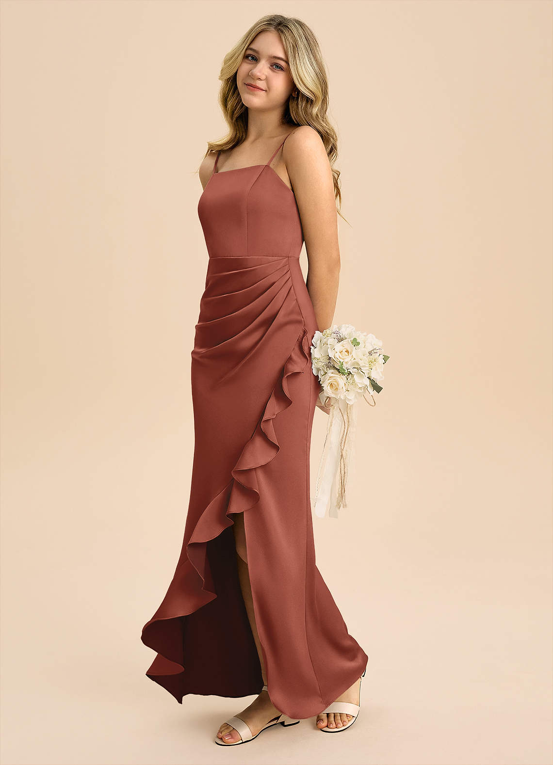 Azazie Buzzy Junior Vaippa Pliseerattu Joustava satiini Lattian pituus Nuorempi morsiusneito Pukeutua image5