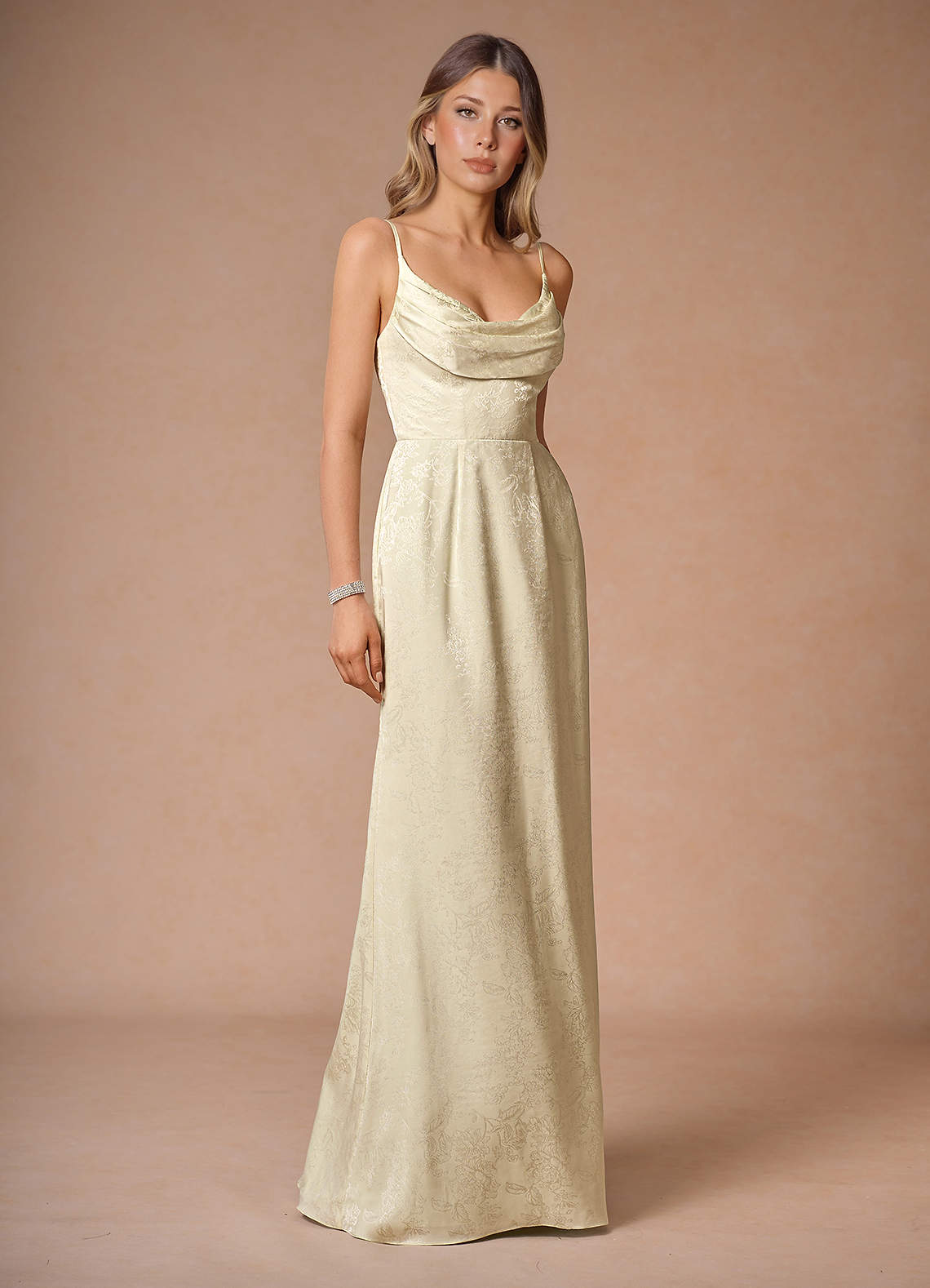 ユナ661　KEINARITASAND DRESSベージュ Léa Pink Gown Ready to Ship | Azazie CA