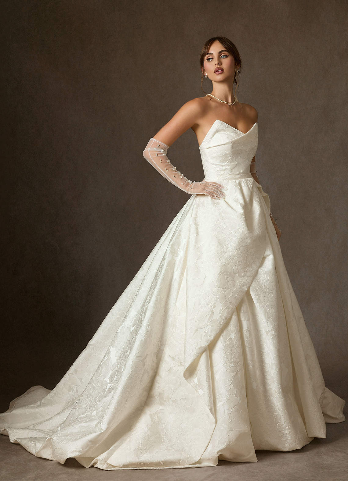 Azazie Allira Hochzeitskleider Ballkleid Schulterfrei Blumen-Jacquard Kleid Antikweiß image5
